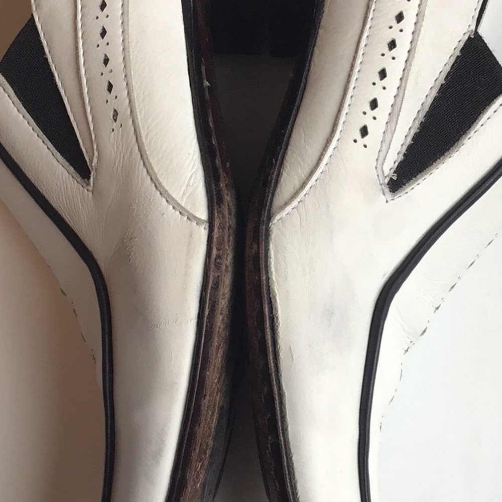Host Pick! ❤️ John McCartney Vintage Shoes - Picture 7 of 14